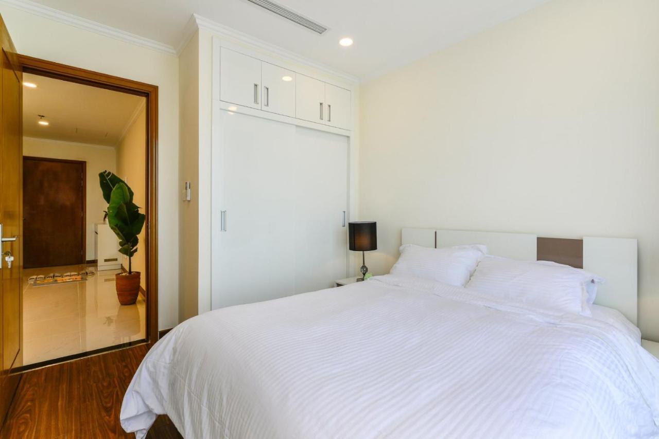Vinhomes Landmark Apt Renovation 2025 By Bevista Ho Chi Minh City Exterior photo