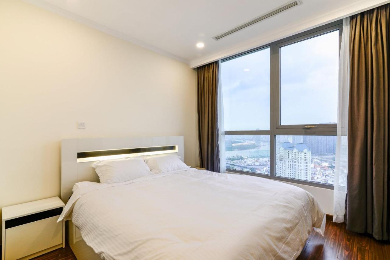 Vinhomes Landmark Apt Renovation 2025 By Bevista Ho Chi Minh City Exterior photo