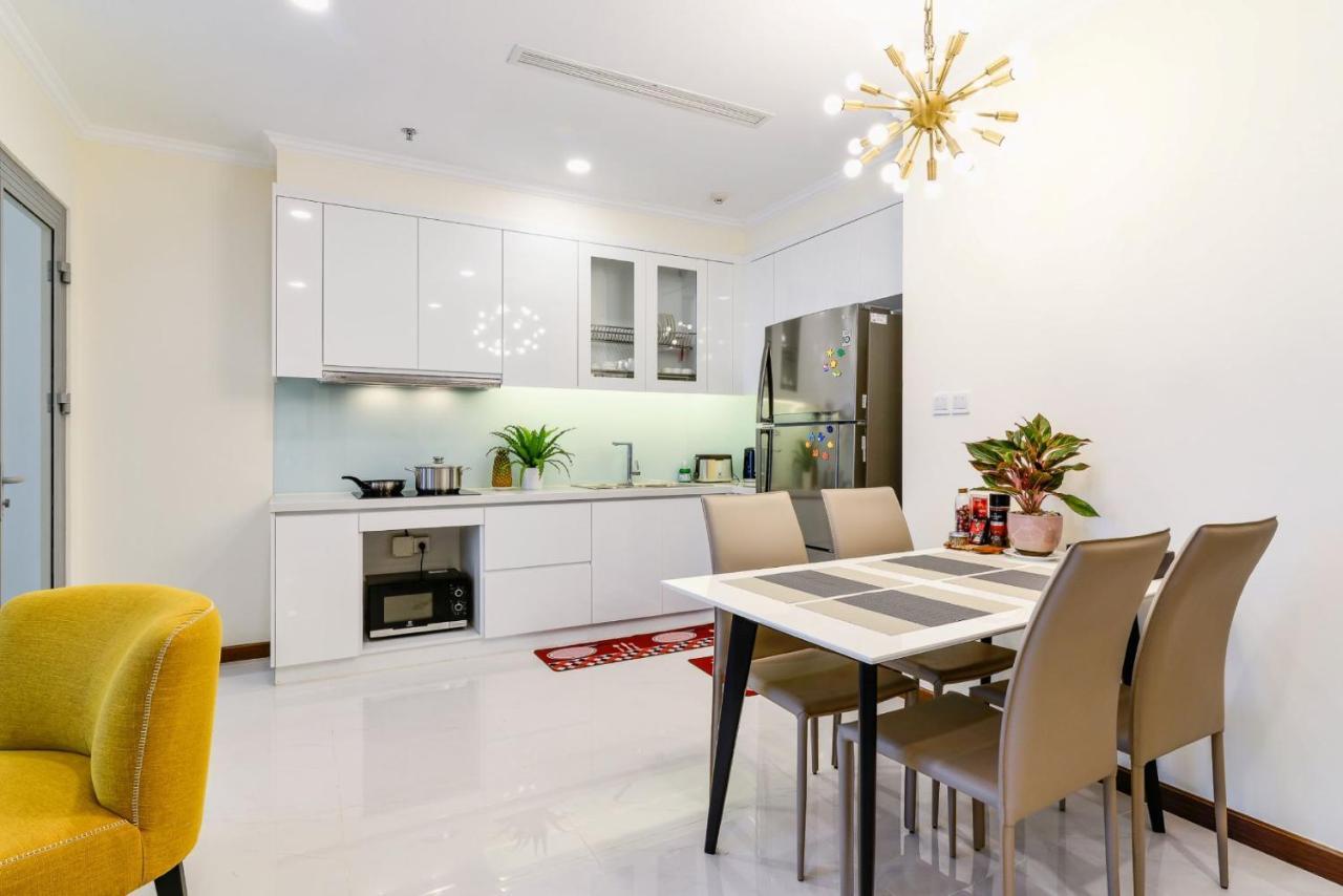 Vinhomes Landmark Apt Renovation 2025 By Bevista Ho Chi Minh City Exterior photo