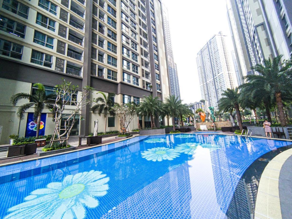Vinhomes Landmark Apt Renovation 2025 By Bevista Ho Chi Minh City Exterior photo